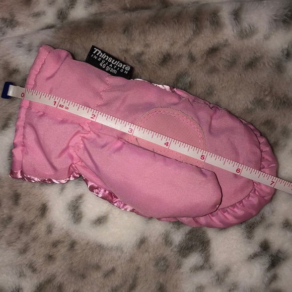 ❄️Mittens. Rhinestone Accent. - Picture 4 of 4